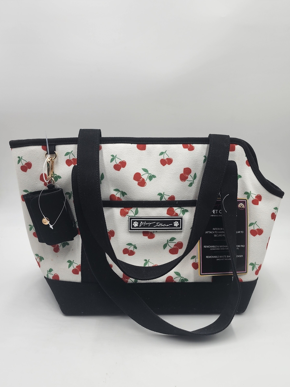BETSEY JOHNSON TSA-compliant pet carrier 16 LBS WHITE BLACK CHERRY PRINT